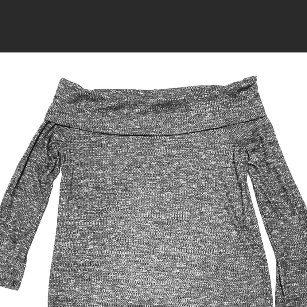 Wm Apt 9 Black off shoulder lightweight top